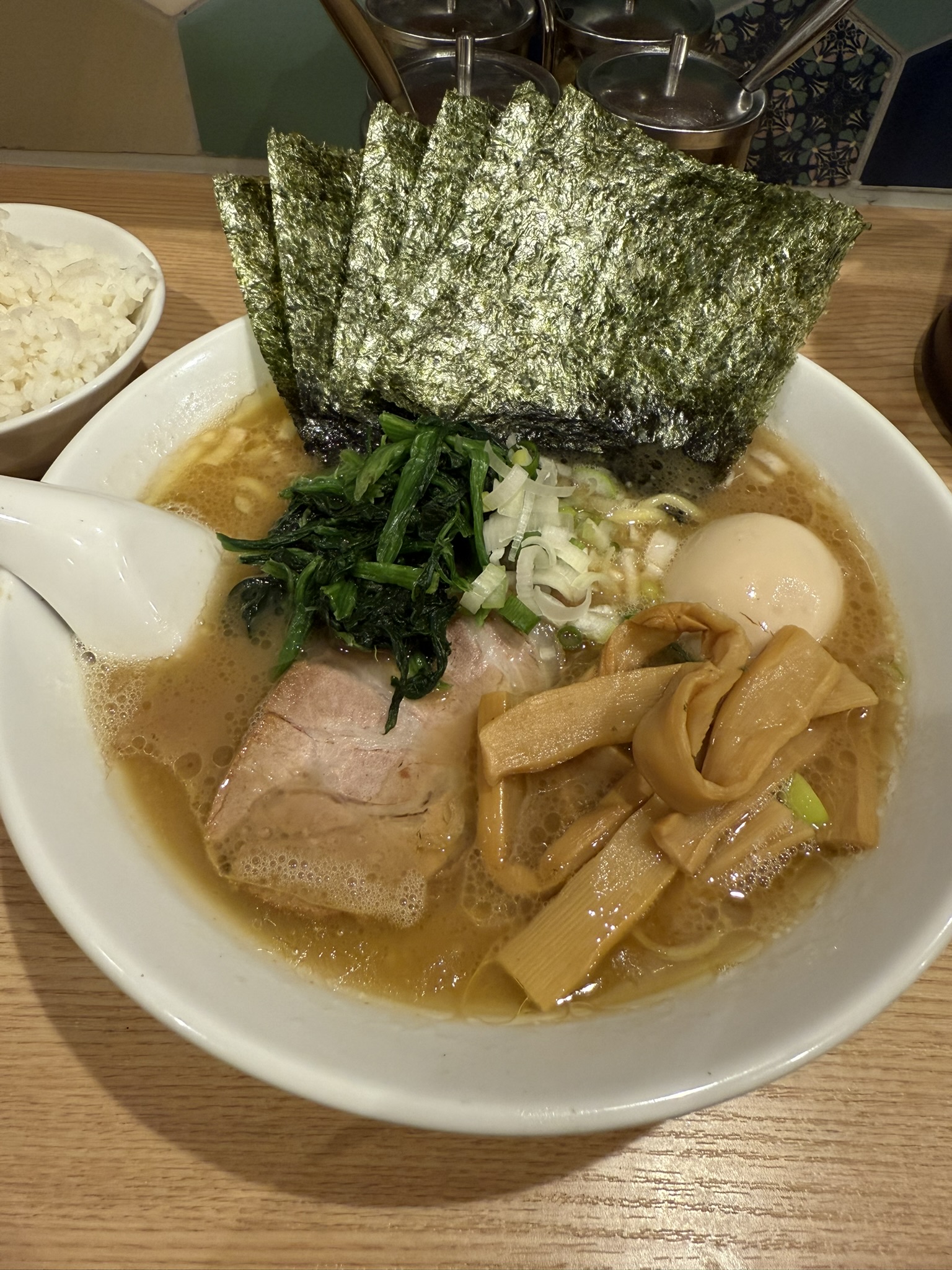 ラーメンモンタナ-モンタナラーメン(並)