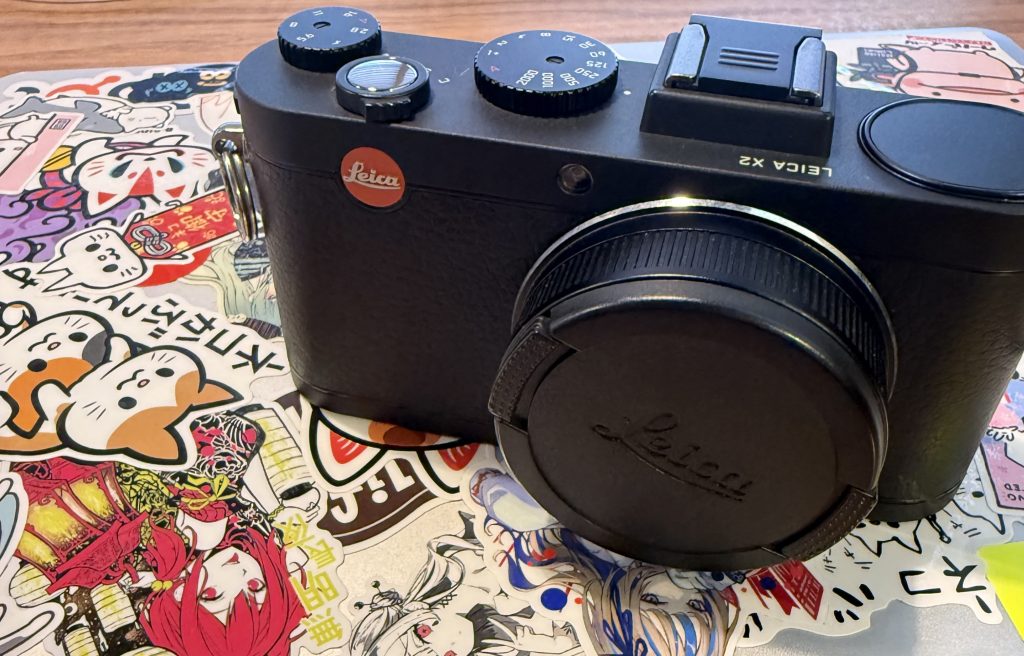 Leica X2 
